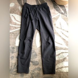 Men’s Lululemon License to Train pants
